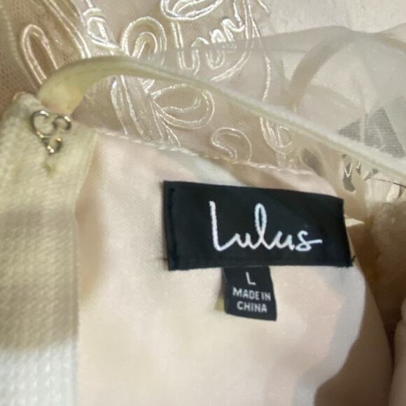 Lulu’s Women’s Nathalie Cream Embroidered Maxi Wedding Dress Size L MSRP 178$ - Picture 16 of 16